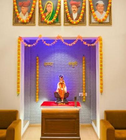 Saish Hotel Shirdi Ngoại thất bức ảnh