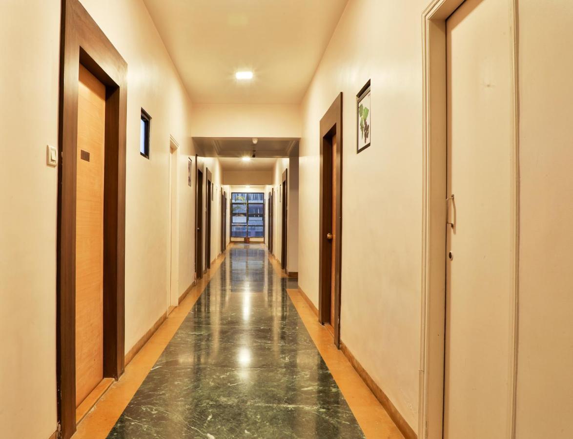 Saish Hotel Shirdi Ngoại thất bức ảnh