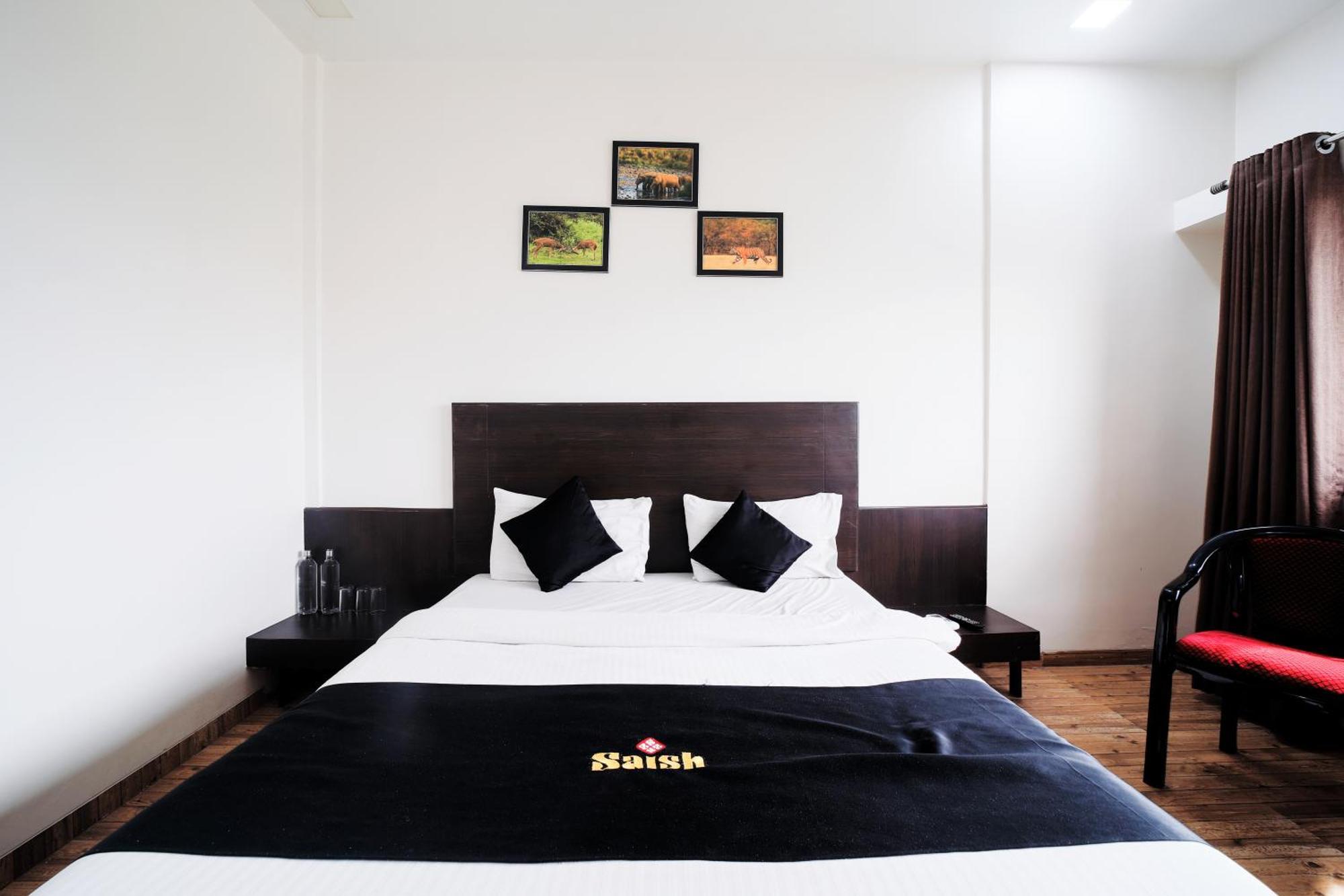Saish Hotel Shirdi Phòng bức ảnh